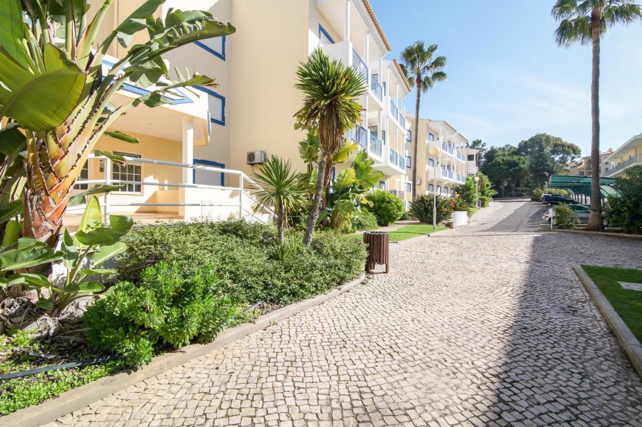 Apartamento Bosque São José Ag Olhos de Agua  Exterior foto